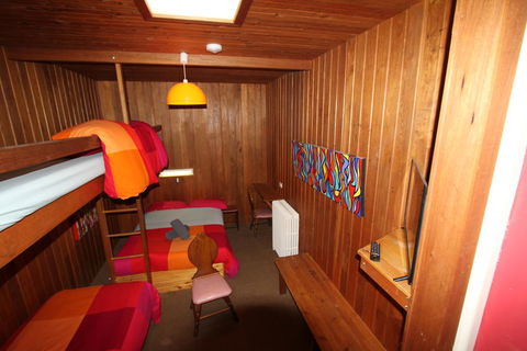 Bunkhouse Motel - Accommodation Sunshine Coast 3