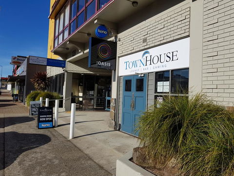 Burnie Central Townhouse Hotel - Accommodation Sunshine Coast 2