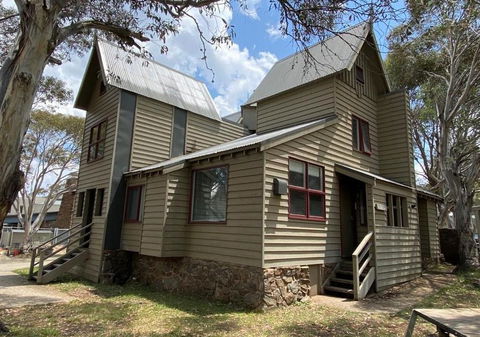 Burramys - Accommodation Sunshine Coast 1