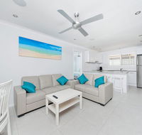 Burraneer  Corlette - Accommodation Sunshine Coast