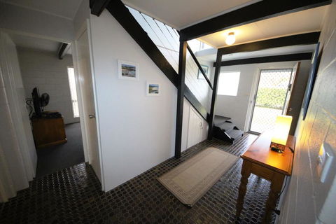 By The Beach At South West Rocks - Accommodation Sunshine Coast 3
