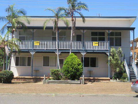 Cabenay 3 - VIEWS ACROSS THE PARK - Accommodation Sunshine Coast 0