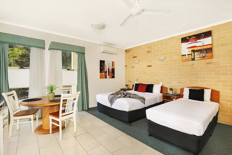 Caboolture Riverlakes Boutique Motel - Accommodation Sunshine Coast 3