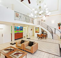 Cairns Queens Court - Accommodation Sunshine Coast