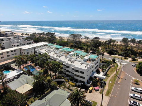 Camargue Beachfront Apartments - Accommodation Sunshine Coast 1