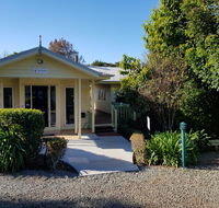 Camelot Cottages - Accommodation Sunshine Coast