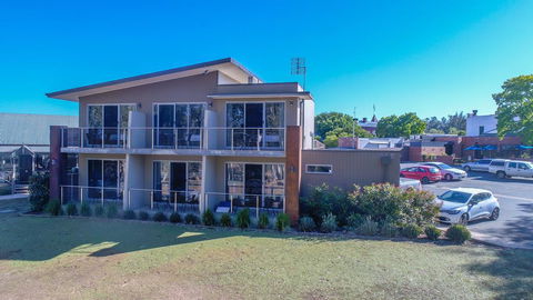 Campaspe Lodge - Accommodation Sunshine Coast 0