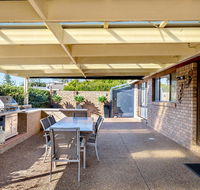 Campbell Avenue 28 - Accommodation Sunshine Coast