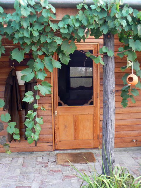 Candlebark Retreat - Accommodation Sunshine Coast 3