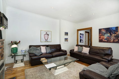 Capelink Lodge - Accommodation Sunshine Coast 2