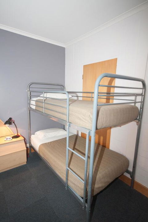 Capital Airport Motel - Accommodation Sunshine Coast 3
