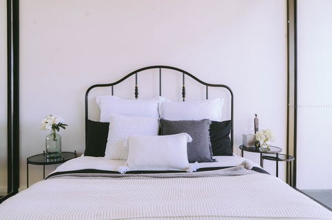 Capitol Executive Apartment On London Circuit - Accommodation Sunshine Coast 0
