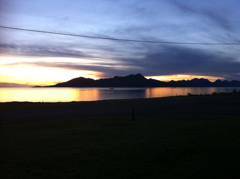 Cardwell Beachcomber Motel & Tourist Park - Accommodation Sunshine Coast 2