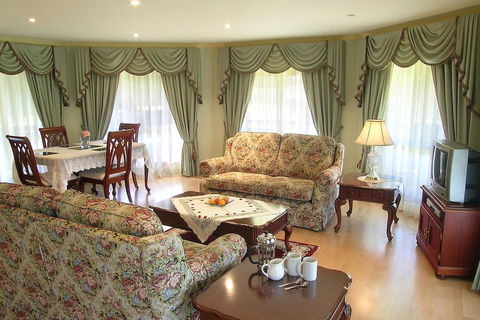 Carolynnes Cottages - Accommodation Sunshine Coast 3