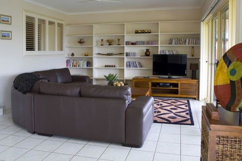 Casa Al Lago - Accommodation Sunshine Coast 2