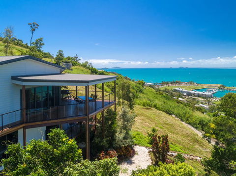 Casa Del Mar- House Of The Sea - Accommodation Sunshine Coast 0