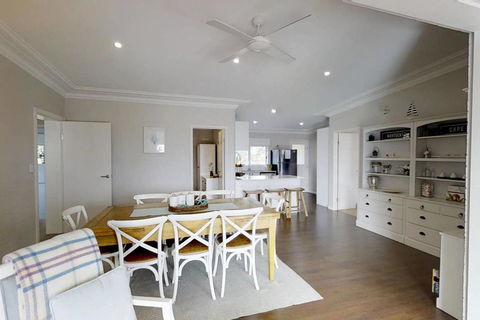 Casa Sorella - Beachfront Family Home - Accommodation Sunshine Coast 2