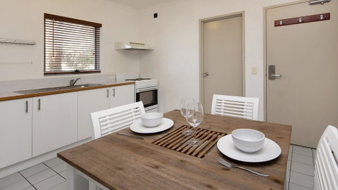 Cascades 7- Centrally Located With Beautiful Views - Accommodation Sunshine Coast 3