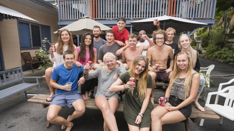 Castaways Backpackers Cairns - Accommodation Sunshine Coast 3