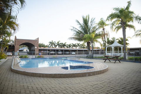 Castle Motor Lodge - Accommodation Sunshine Coast 3