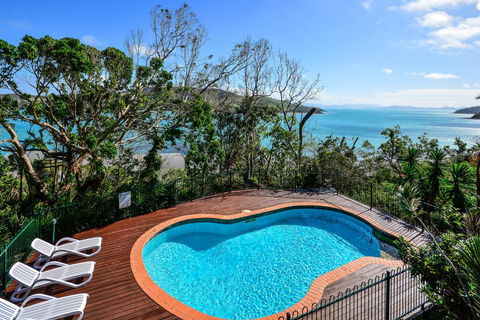 Casuarina 18 Ocean View House Central Location BBQ Golf Buggy - Accommodation Sunshine Coast 1