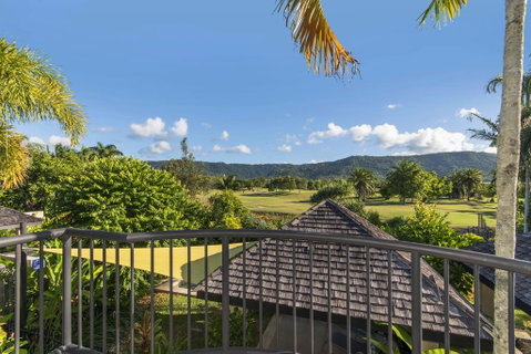 Catalina - Port Douglas - Accommodation Sunshine Coast 2