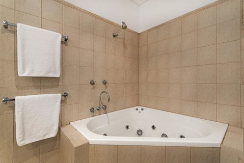Catalina - Port Douglas - Accommodation Sunshine Coast 1
