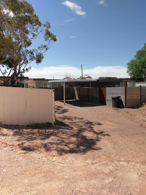 Cave Place Units - Accommodation Sunshine Coast 3