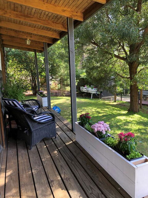 Cedar Country Retreat - Accommodation Sunshine Coast 0
