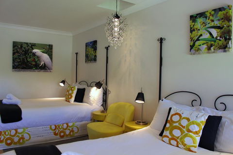 Cedar Creek Lodges - Accommodation Sunshine Coast 3