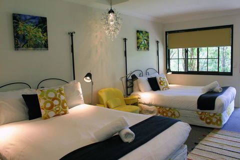 Cedar Creek Lodges - Accommodation Sunshine Coast 2