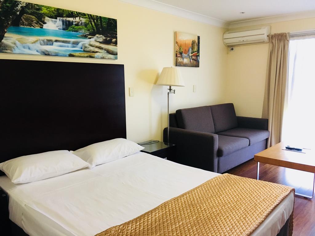Oxley QLD Accommodation Sunshine Coast