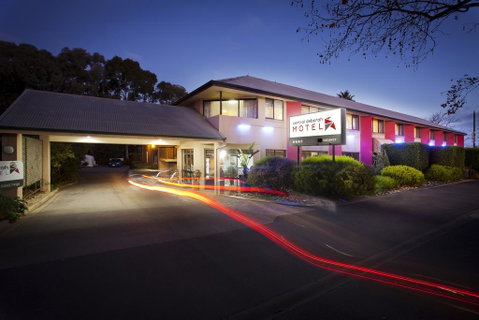 Central Deborah Motel - Accommodation Sunshine Coast 0