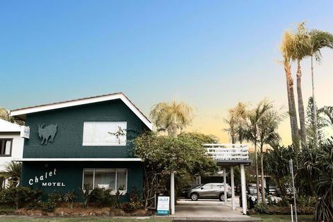 Chalet Motel Brunswick Heads - Accommodation Sunshine Coast 0