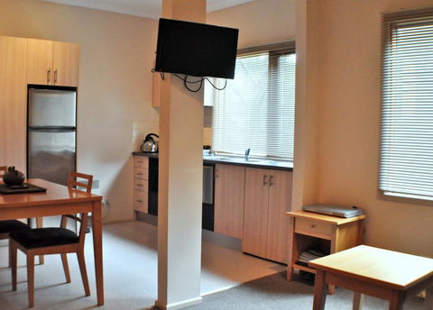 Champagne - Accommodation Sunshine Coast 1