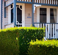 Charlies - Accommodation Sunshine Coast