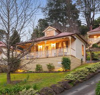 Charnwood Cottages in Warburton - Accommodation Sunshine Coast