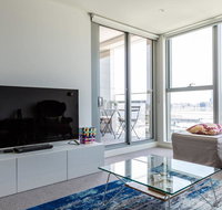 Chic Modern  Stylish.Stunning ViewsFree Parking - Accommodation Sunshine Coast