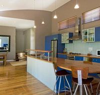 Chriscross Retreat 9 Cross Street - Accommodation Sunshine Coast