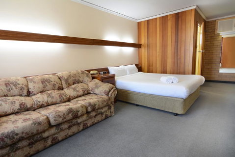 City Centre Motel - Accommodation Sunshine Coast 3