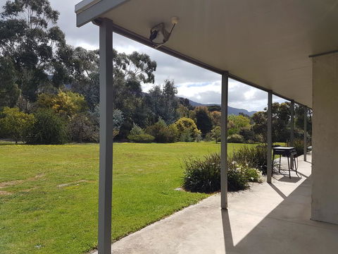 Classic Retreat - Accommodation Sunshine Coast 3