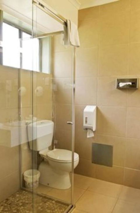 Classic Twin-bed Room 1 In Oakleigh - Accommodation Sunshine Coast 3