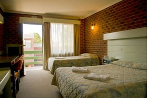 Classic Twin-bed Room 1 In Oakleigh - Accommodation Sunshine Coast 2