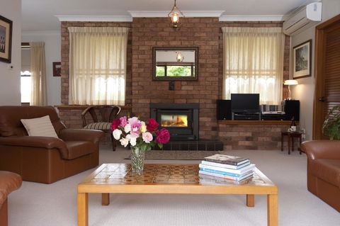 Clifton Gardens B&B - Accommodation Sunshine Coast 2