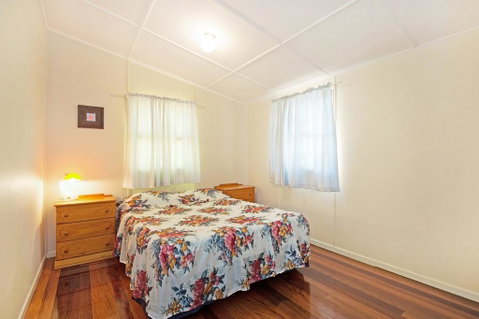 Close To Water, Restaurants And Clubs, Toorbul St, Bongaree - Accommodation Sunshine Coast 3