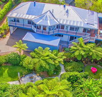CLOUD 9 - Cliff Top Eagle Heights - Accommodation Sunshine Coast