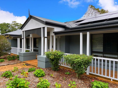 Clouds Mapleton - Accommodation Sunshine Coast 2