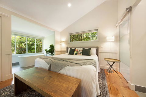 Clouds Montville - Accommodation Sunshine Coast 0