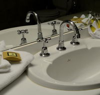 Club Inn Motel - Accommodation Sunshine Coast