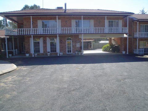 Coachmans Rest Motor Lodge - Accommodation Sunshine Coast 3
